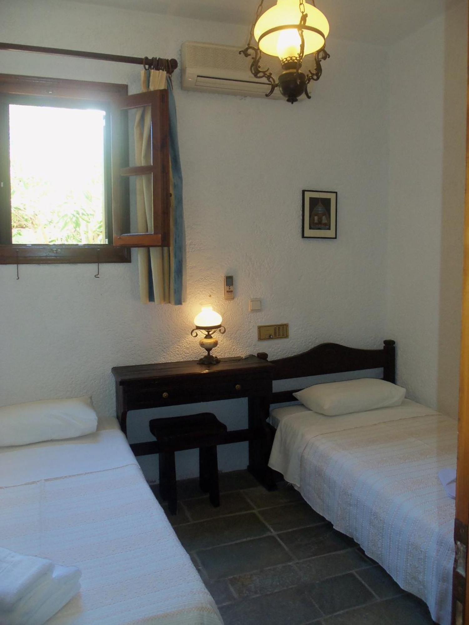 Alexandros Hotel Grikos Bay  Habitación foto